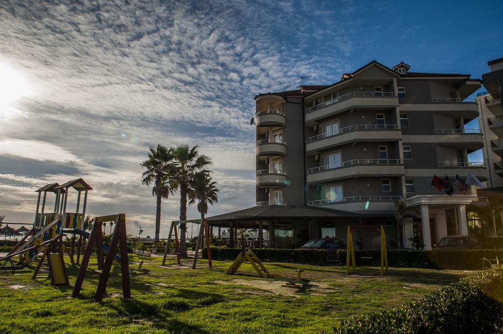 Vila Verde Beach Hotel Durres Exterior photo